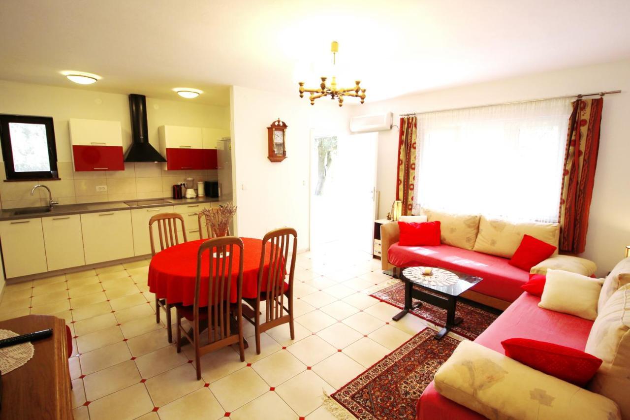 Apartment Duda Petrčane Exterior foto